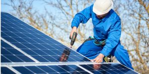 Installation Maintenance Panneaux Solaires Photovoltaïques à Courtemanche